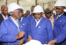 صافي النور : ظهور طه مع البشير “عادي” والحديث عن تغييرات في الحكومة مجرد”تكهنات”