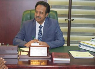 وزير العدل : لقاءنا مع الخبير المستقل لم يتطرق إلى أوضاع الحريات