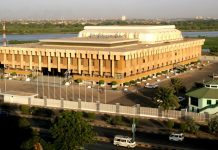 الإجتماع بشأن “الوقود” بين الحكومة والبرلمان ينفض دون التوصل الى حل للأزمة