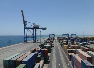 “أصحاب العمل” يطالب بنك السودان بفك السلع المحظورة بالميناء