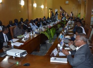 السودان يعلن إلتزامه بإستئناف إنتاج النفط من حقول الجنوب