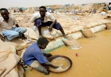 وزير المعادن يتهم جهات لم يسمها بإخفاء الأرقام الحقيقية لإنتاج الذهب في البلاد