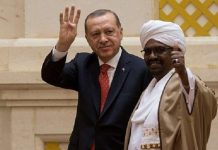 البشير يُهنئ أردوغان بالفوز في الإنتخابات التركية