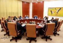 البشير يوجه بإلغاء الضرائب والجبايات التي تعيق زيادة الإنتاج