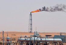 ايقاف العمل بحقلي باقل و الطرفة بصحراء دوز