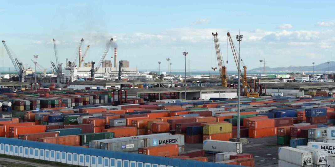 o-RADES-PORT-facebook