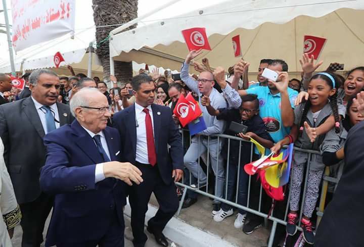 22196385_1966089870298434_6478581943846160126_n