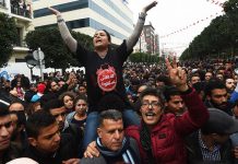 فاش نستناو: نبرة حكومة الشاهد تشبه نبرة نظام بن علي