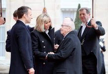 السبسي يشارك في احتفالات فرنسا بذكرى نهاية الحرب