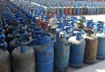 اضراب لنقابة موزعي قوارير الغاز المنزلي بالتزامن مع ذكرى الثورة