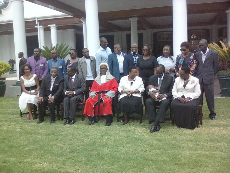 New Zimbabwe Vice Presidents sworn in