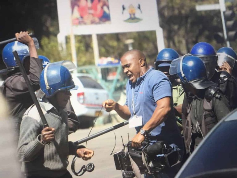 Over 300 Zimbabweans Arrested In Musina