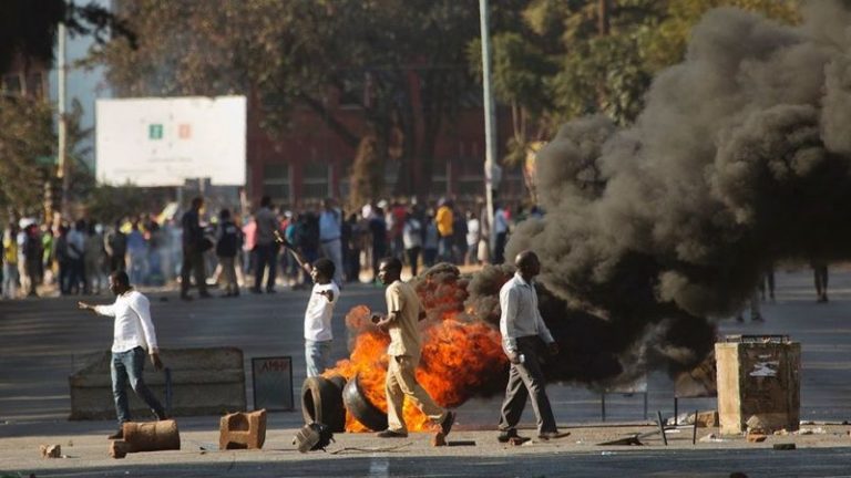 Zim economy suffers $800m loss