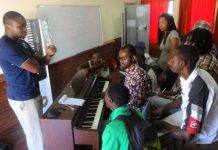 Mr Eazi raising us$20 million to invest in African music creatives