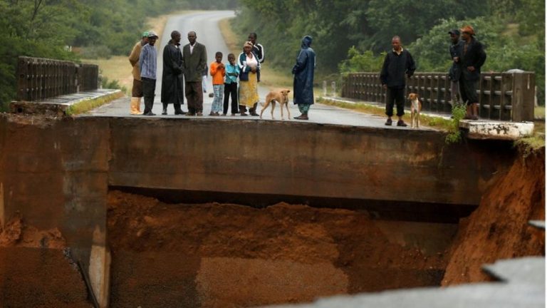 South African generals visit cyclone hit area