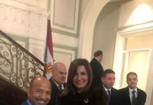 وزيرة الهجرة تلتقى الجالية المصرية بلندن وتحثهم على المشاركة فى الانتخابات