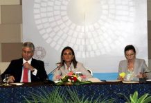 مصر توقع مع الاتحاد الأوروبى اتفاقيتين بقيمة اجمالية 135 مليون يورو