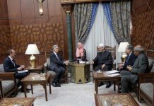 سفير بريطانيا بالقاهرة: الأزهر يحظى بمصداقية كبيرة في بريطانيا