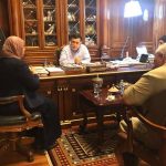 رئيس المجلس الرئاسي يجتمع مع وزير الداخلية