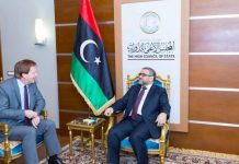 المشري وبيكر يبحثان المستجدات في ليبيا