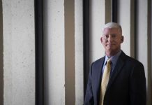 الأمني مايكل غيدري يواصل بناء ميناء أمريكي في سوسة