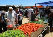نشطاء يطلقون حملة لمقاطعة السلع الغذائية