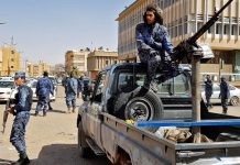 النيابة الليبية تُغرّم 103 أصحاب محطات وقود لتورطهم بالتهريب