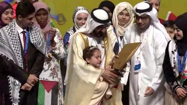 ملكة أوبرا دبي في “تحدي القراءة”: مريم أمجون تلميذة تاونات