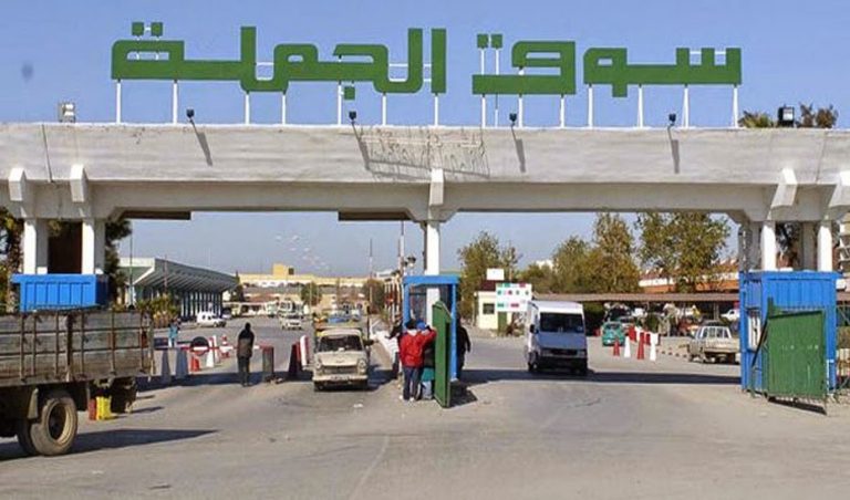 أرباب شاحنات نقل البضائع يستأنفون إضرابهم.. وأسعار الخضر والفواكه في ارتفاع!