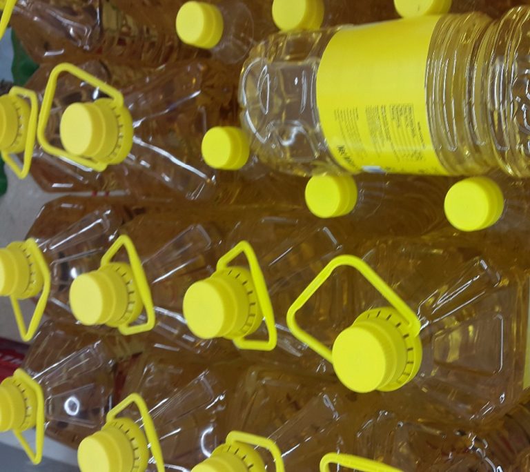 مراكش : حجز كميات هامة من زيت الصوجا فاسدة