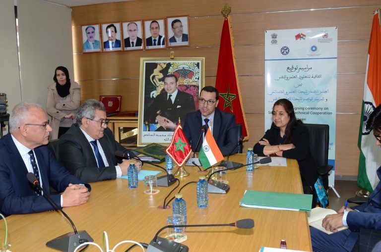 ابرام اتفاق في الخدمات الجوية بين المغرب والهند