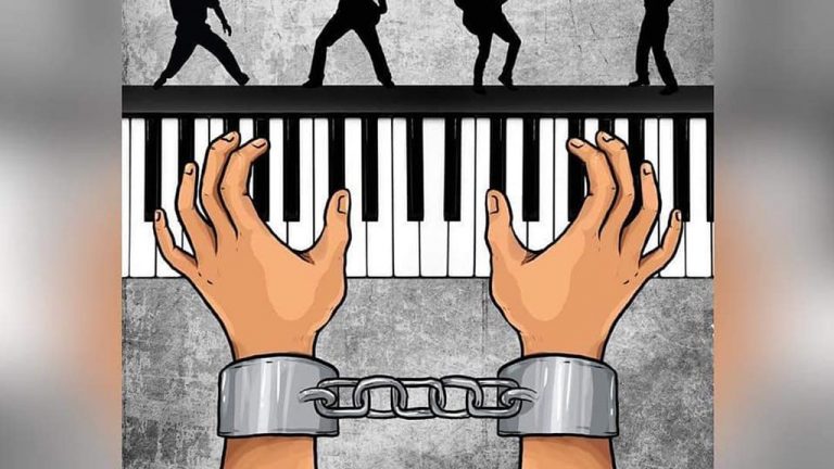 محاكمة موسيقيين يقدمون عروضا بالشارع