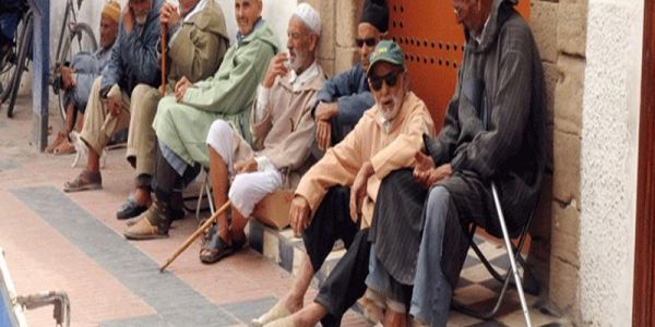 الشيخوخة تزحف على المجتمع والحكومة تعتزم انشاء مرصد