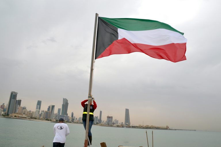 السفير الكويتي ينفي “منع” المغربيات من دخول بلاده