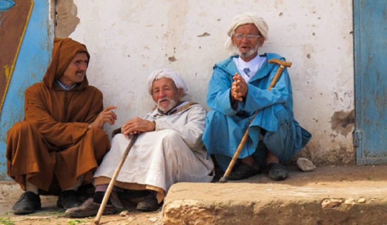 سن التقاعد يرتفع من 60 الى 60.5 عاما منذ 2019