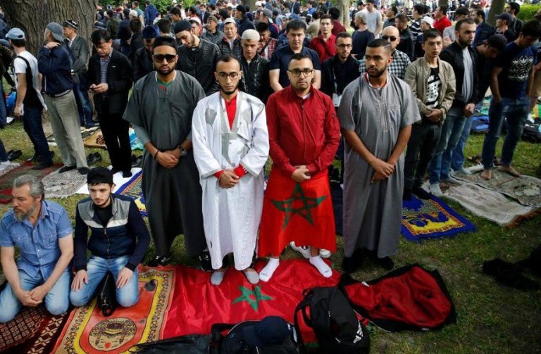 “مغاربة أوروبا” يتوافدون على بريطانيا