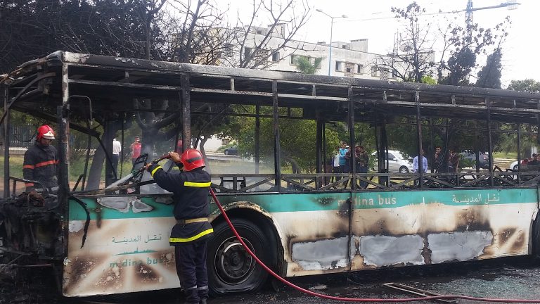 مشاهد مفزعة عن النقل العمومي