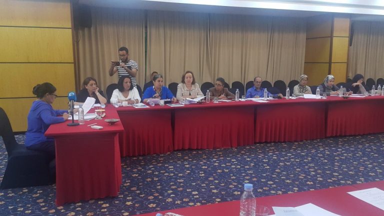 جمعية تسائل الحكومة حول المناصفة في المناصب العليا
