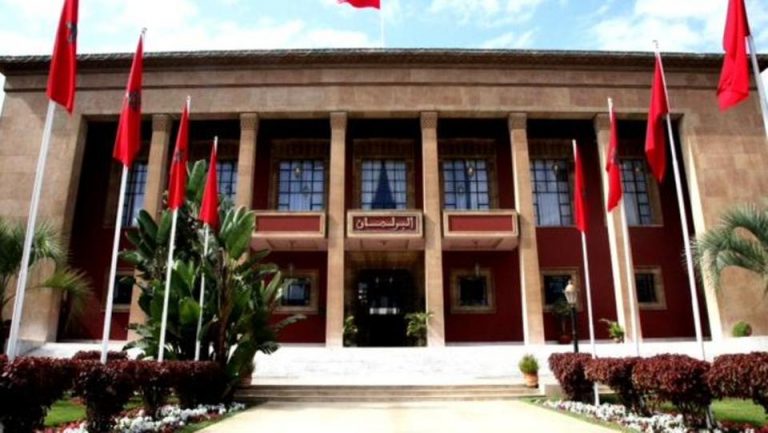 جدل حول المصادقة التشريعية على قانون التعليم