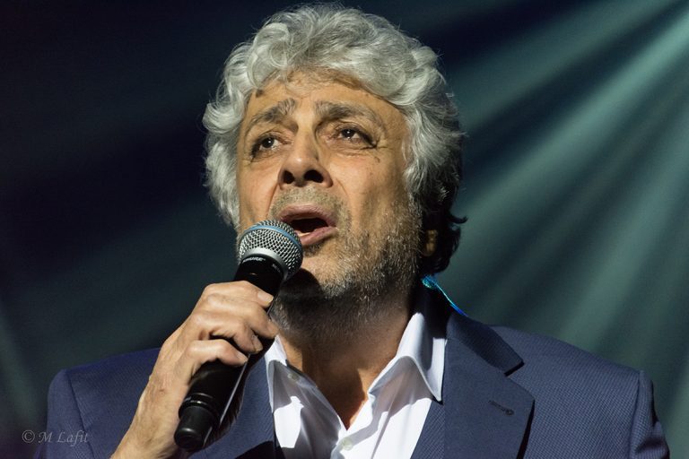 إنريكو ماسياس يصرّ على احياء حفلة بالبيضاء رغم عدم الترحيب به