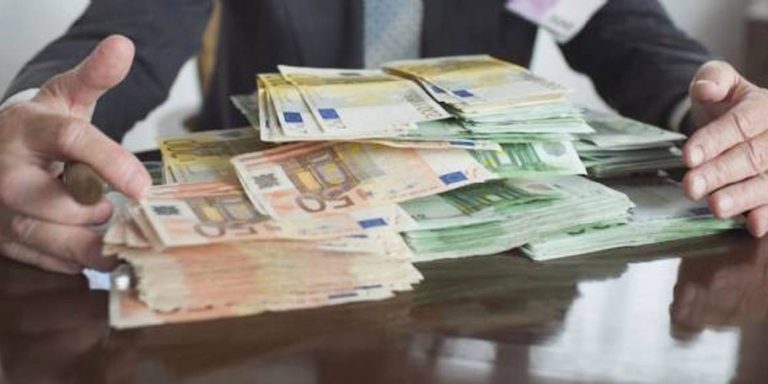 طنجة : ضبط 170 ألف أورو غير مصرح بها