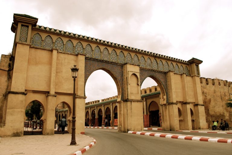 مكناس باريس بلاد المغرب تعيش مأساة ثقافية