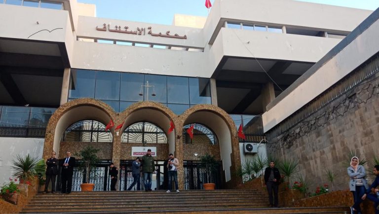 تأجيل الحكم النهائي في ملف الريف وغياب المعتقلين عن الجلسة