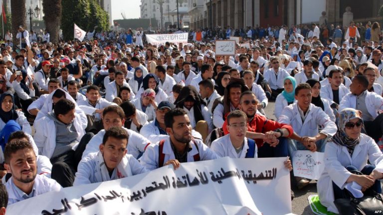 أسبوع احتجاجي ساخن للأساتذة والخريجين المعطلين