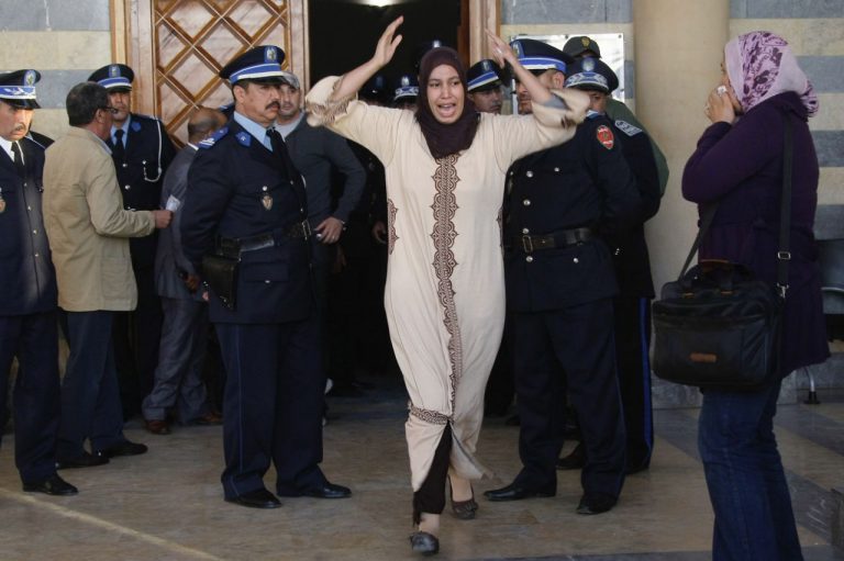 قضية معلمة متزوجة بسجين سابق وعسكري في آن واحد