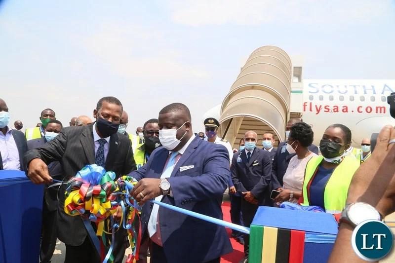 Government to implement an intermodal network that links road, rail, air, and marine for transporting cargo and passengers Government to implement an intermodal network that links road, rail, air, and marine for transporting cargo and passengers