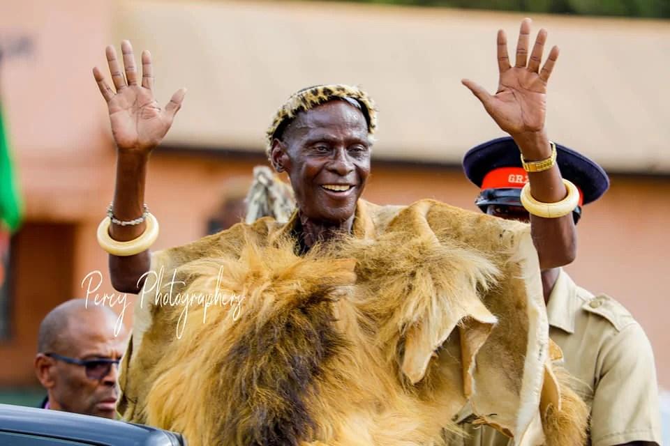 GIVE HH CHANCE … It’s unrealistic to expect him to deliver all his campaign promises at once -Chief Mpezeni GIVE HH CHANCE … It’s unrealistic to expect him to deliver all his campaign promises at once -Chief Mpezeni