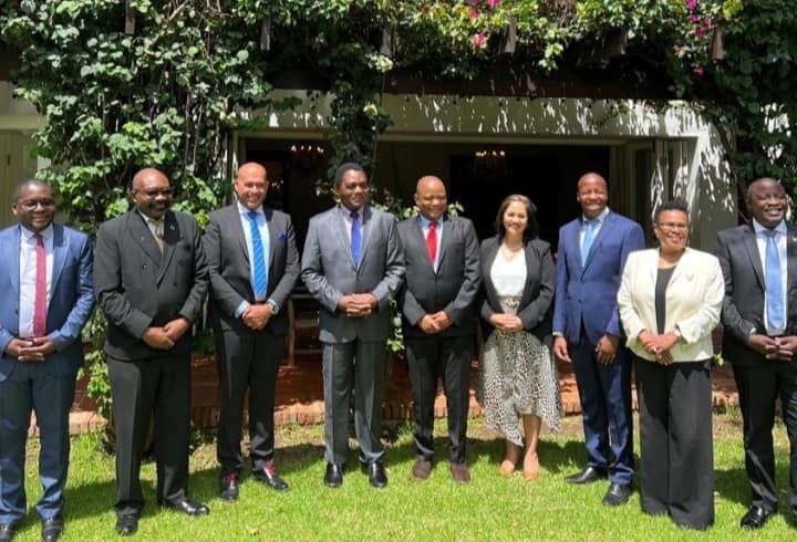 President Hichilema Meets American Chamber Of Commerce And Stakeholders Interested In Joint Ventures With Zambians President Hichilema Meets American Chamber Of Commerce And Stakeholders Interested In Joint Ventures With Zambians
