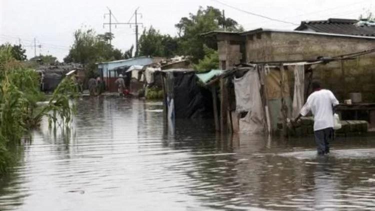 OVER 200 HOUSES COLLAPSE IN NDOLA OVER 200 HOUSES COLLAPSE IN NDOLA