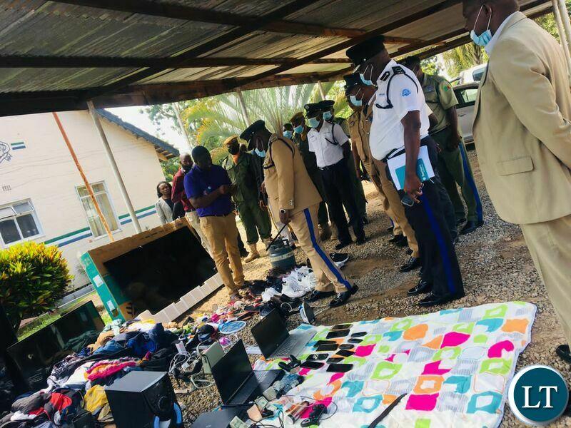 Police on the Copperbelt arrest 5 criminals suspected to be behind recent robberies Police on the Copperbelt arrest 5 criminals suspected to be behind recent robberies